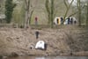 Polizeikräfte suchen am Fluss Wyre im nordwestenglischen Ort St Michael's on Wyre nach der 45-Jährigen Frau und Mutter zweier Kinder, die spurlos verschwunden ist.
