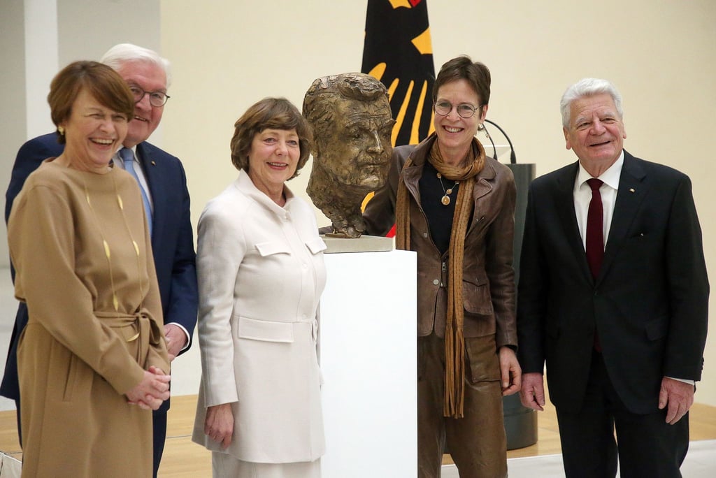 Enthüllung Büste von Joachim Gauck.