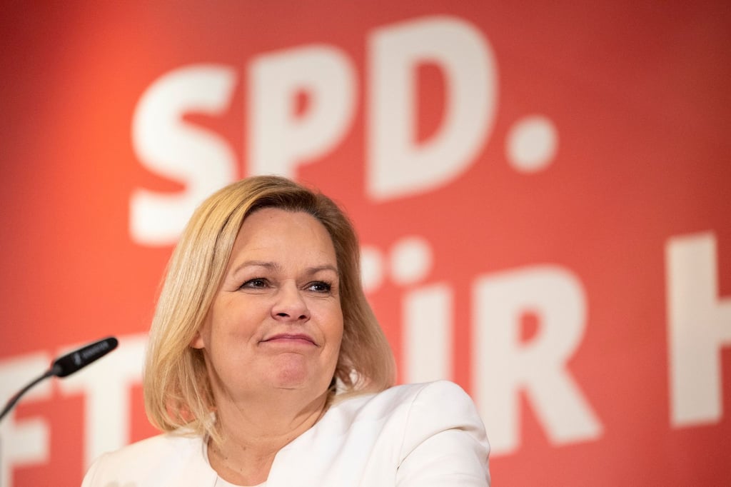 Innenministerin Nancy Faeser(SPD) steht als erste Frau in der Geschichte der Bundesrepublik an der Spitze des Bundesinnenministeriums.