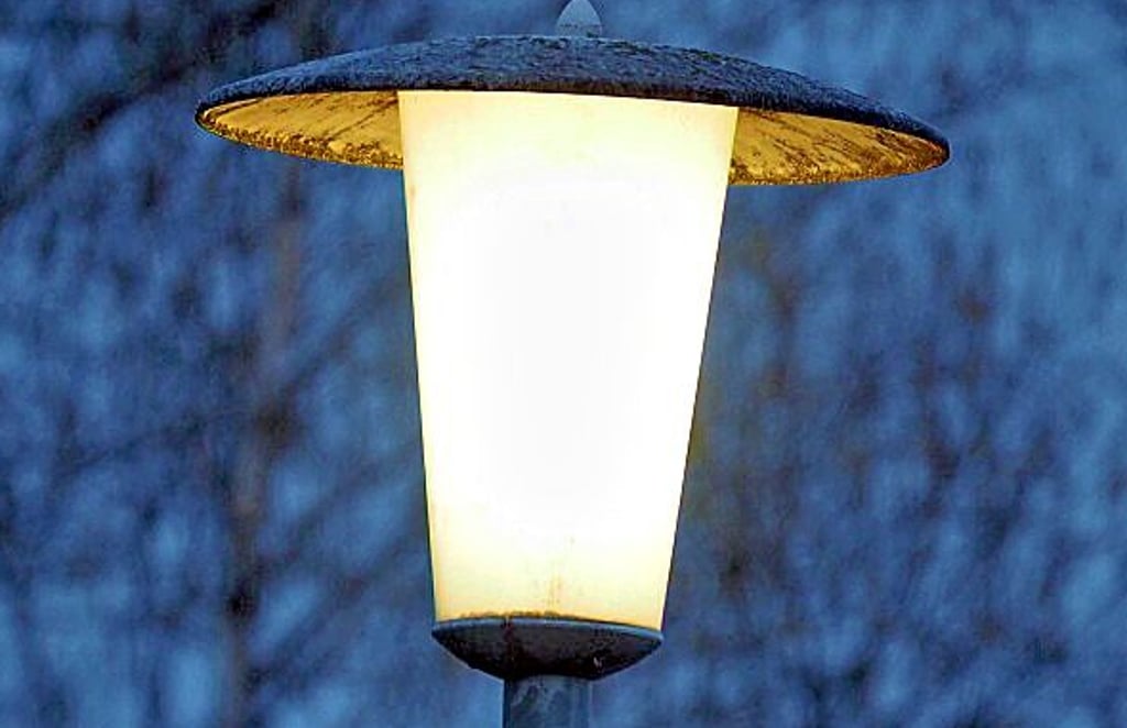 Schön, wenn das Straßenlicht funktioniert. In der Osterwiecker Altstadt blieb es zuletzt aber häufig aus.