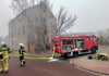 Die Nienburger Feuerwehr und sämtliche Ortswehren der Einheitsgemeinde waren ausgerückt. Ein leerstehendes Gebäude brannte.