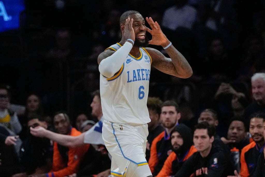 Gegen die New York Knicks holte LeBron James 28 Punkte, 11 Vorlagen und 10 Rebounds.