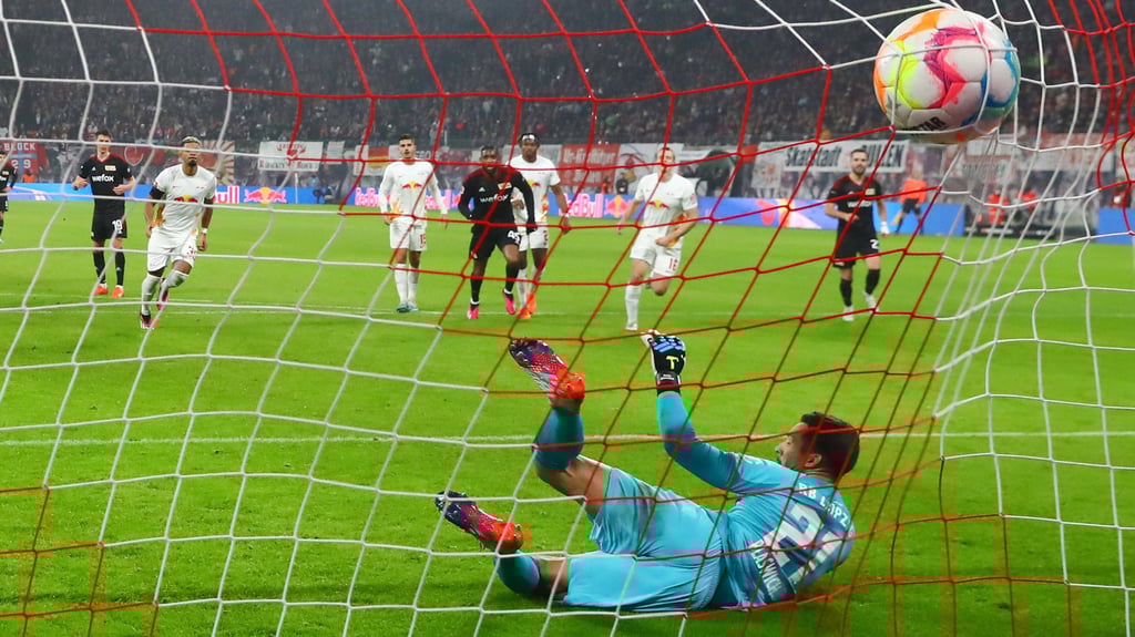 Chancenlos gegen Knoches Elfmeter: RB-Keeper Janis Blawich