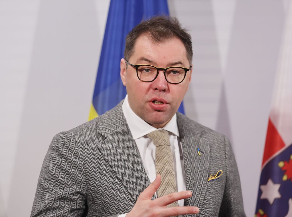 Konflikte Botschafter Makeiev Krieg mit ukrainischen Augen betrachten Konflikte Botschafter Makeiev Krieg mit ukrainischen Augen betrachten