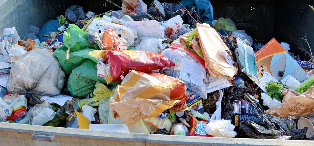 Die Ausbeute einer Tour an einem Freitag in der Klötzer Innenstadt. Zwölf bis 15 Müllsäcke mit einem Fassungsvermögen von 80 Litern werden am einem Tag entsorgt. Der Abfall hat in der Kernstadt in den zurückliegendne drei Jahren deutlich zugenommen.