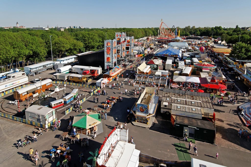 Die Stadt Leipzig will an der Kleinmesse erstmal festhalten.