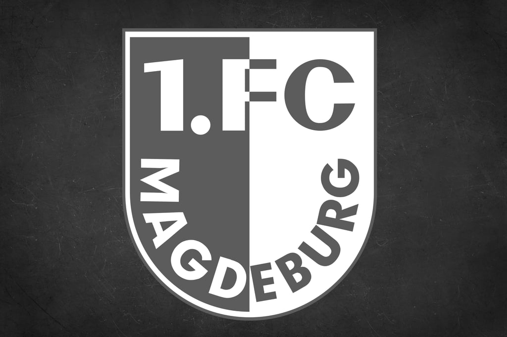 Ein Clubfan vom 1. FC Magdeburg ist auf dem Weg zum Auswärtsspiel nach Kiel tödlich auf der Autobahn verunglückt.