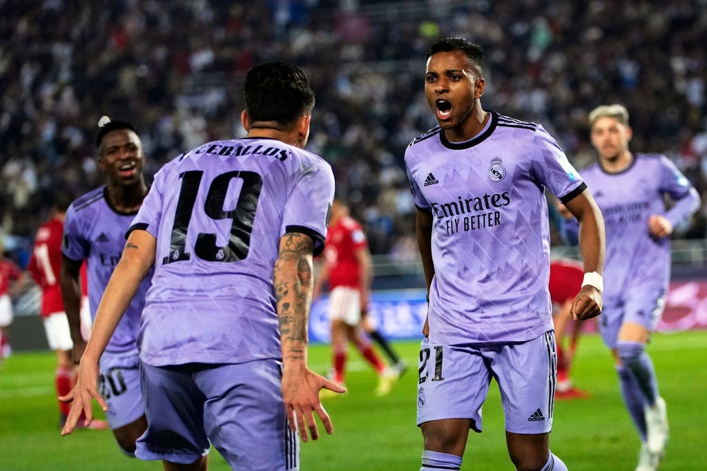 Rodrygo (2.v.r) erzielte den dritten Real-Treffer gegen Kairo.