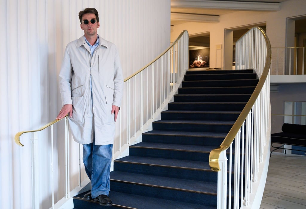 Ballettdirektor Marco Goecke 2019 im Foyer der Staatsoper Hannover.