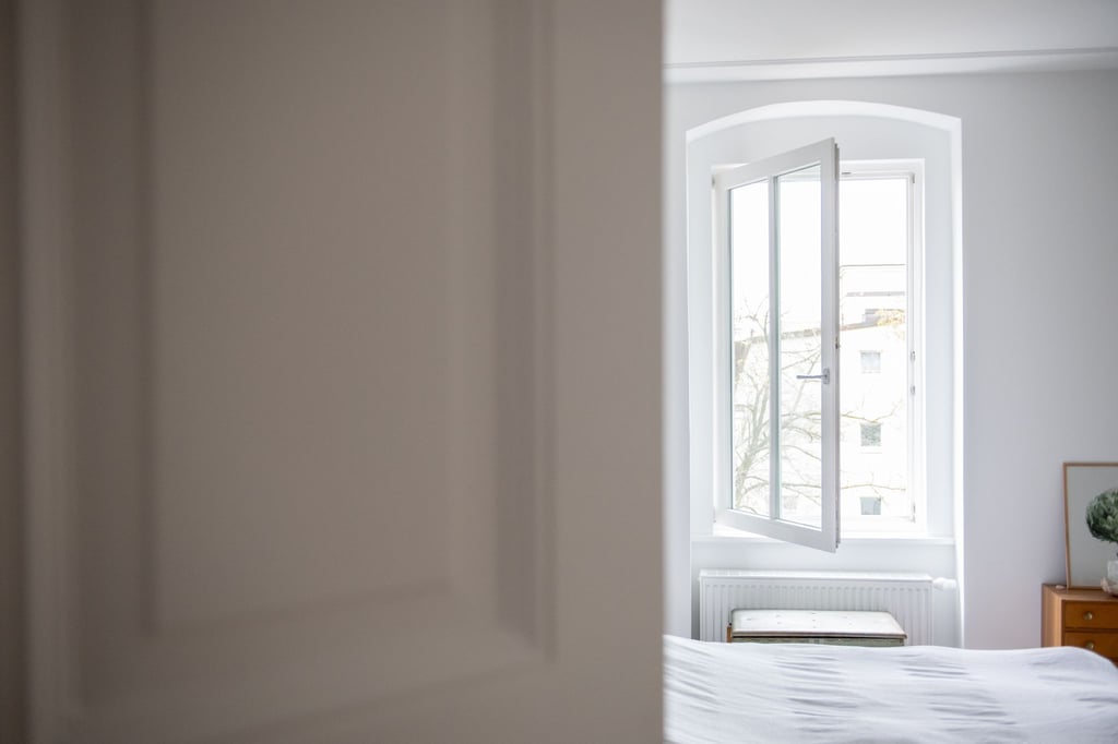 Zum Themendienst-Bericht vom 19. Januar 2022: Fenster auf - auch wenn es draußen sehr kalt ist.