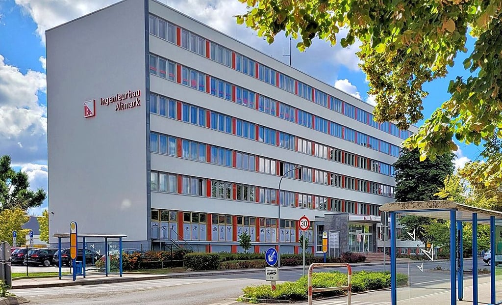Die Firma Ingenieurbau Altmark ist seit über 60 Jahren in Stendal ansässig.