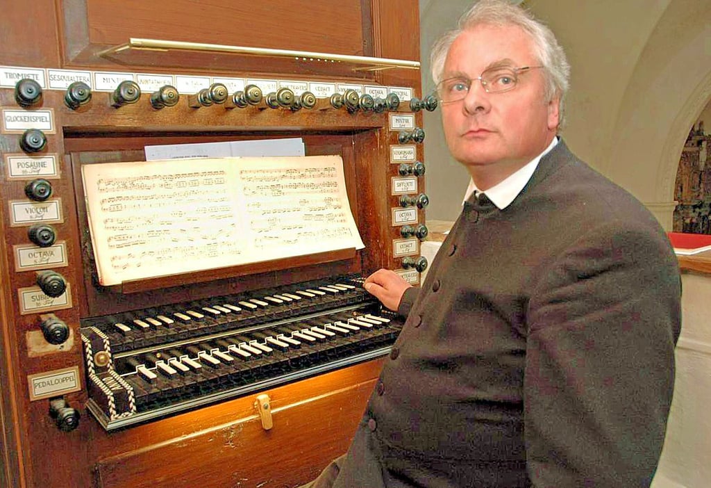 Kantor Werner Jankowski gestaltet die Reihe der „Bördeschätze“ musikalisch versiert und abwechslungsreich.