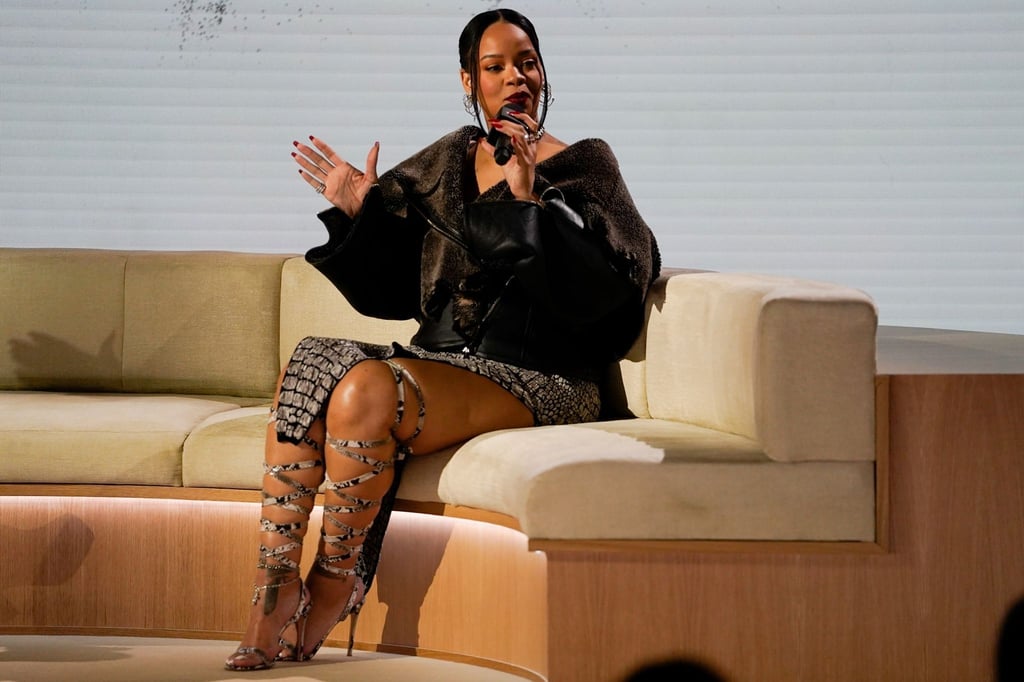 Vor vier Jahren sagte sie noch ab, nun steht sie bei der Halbzeitshow des Super-Bowl auf der Bühne: Sängerin Rihanna.