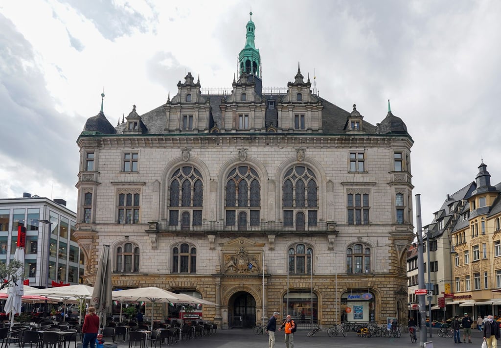 Das Stadthaus der Stadt Halle an der Saale.