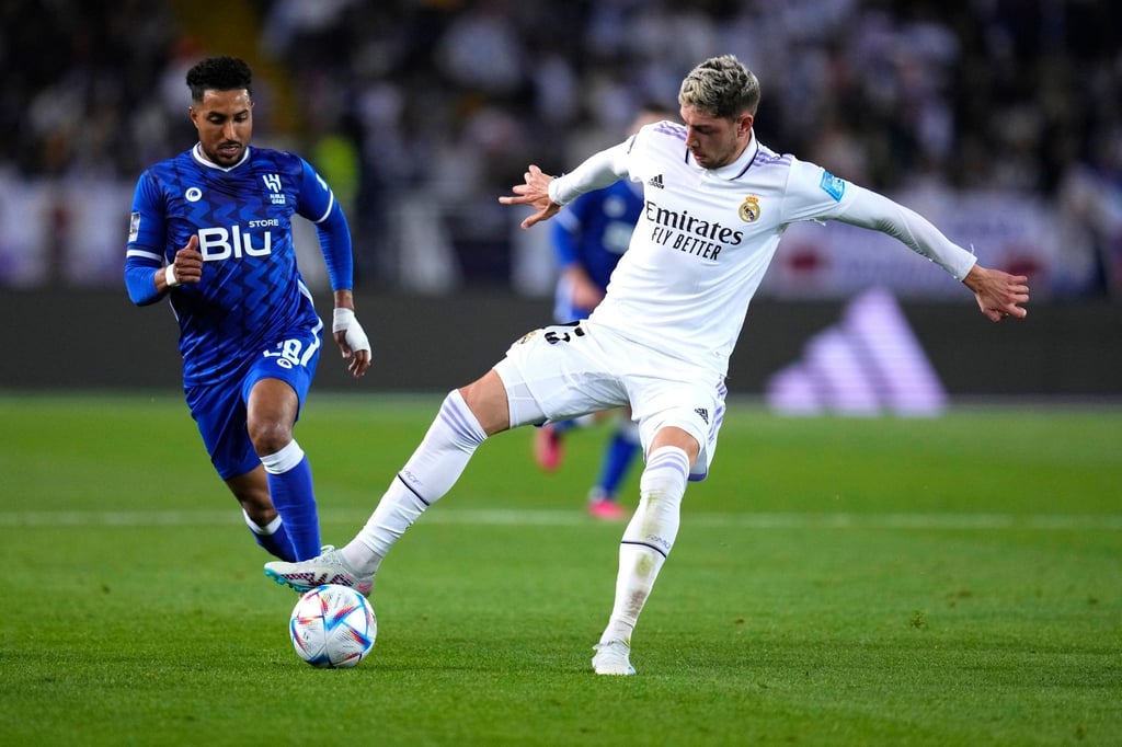 Real Madrid und Federico Valverde (r.) setzen die europäische Siegesserie bei der Club-WM fort.