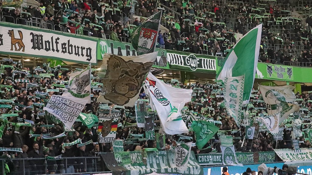 Fans des VfL Wolfsburg.