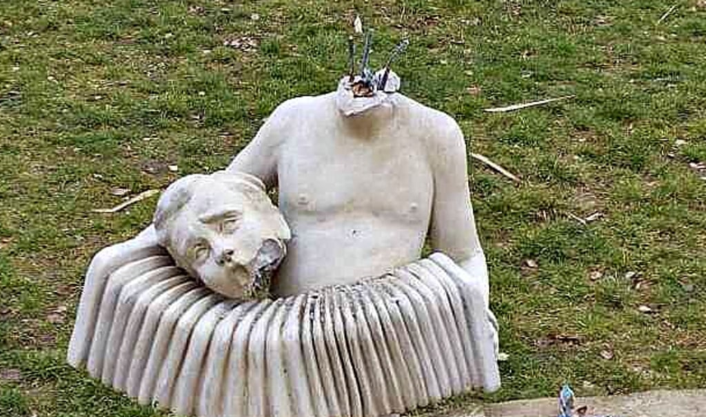 Der "Musikant" im Burger Flickschupark wurde geköpft.