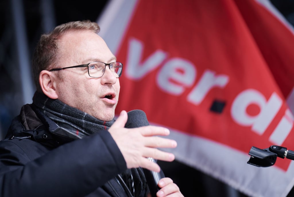 „Und vielleicht gibt's keine Knöllchen, wenn die Angestellten der Ordnungsämter in den Ausstand treten“: Frank Werneke.