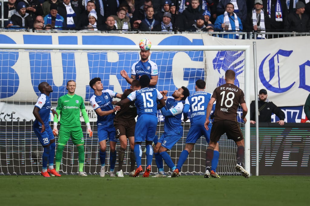 Der FCM führte gegen die Kiezkicker, aber letzlich jubelten die Kiezkicker.