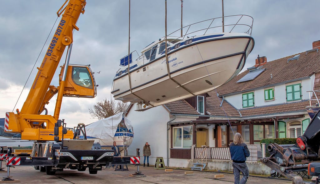 Hausboot am Haken: Das Hausboot von Boris Funda ist da.