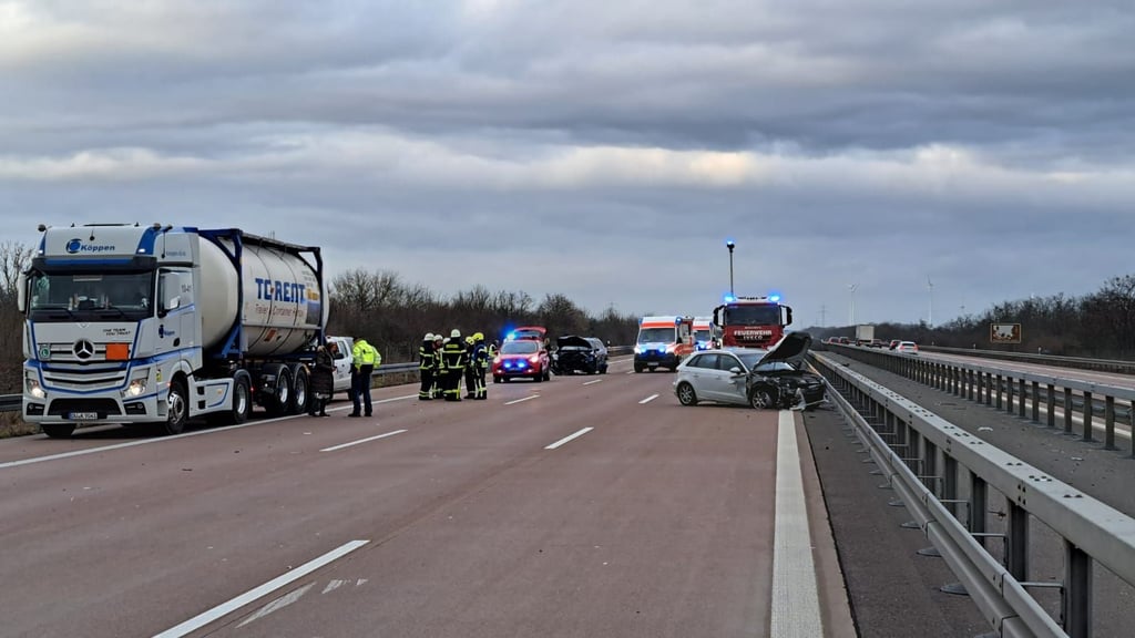Die Unfallstelle auf der A9 bei Thalheim.