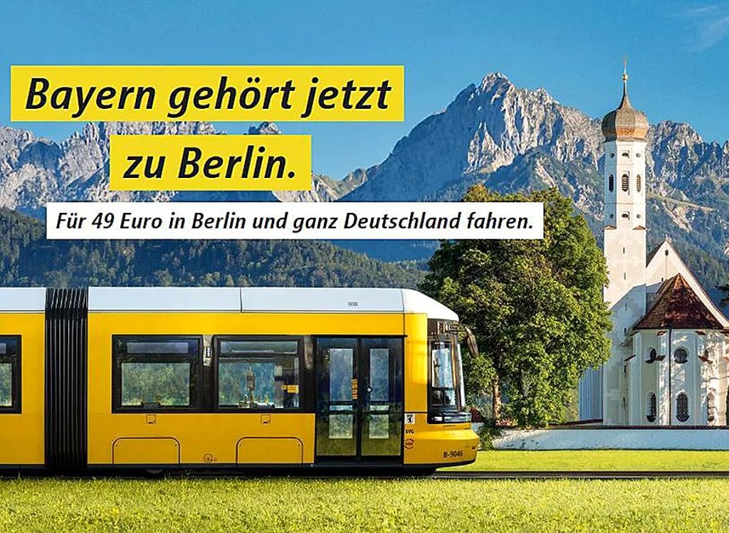 Mit der Straßenbahn direkt in die Alpen? Das will vermutlich auch keiner. Mit ein bisschen Umsteigen geht es aber.