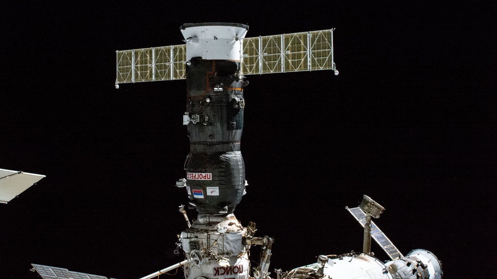 Der Raumfrachter Progress MS-21 kurz nach dem Andocken an die ISS im Oktober 2022.
