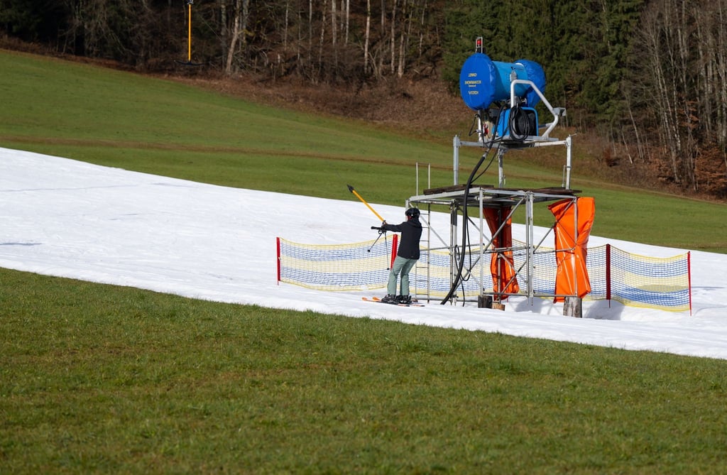 Viele Skigebiete in Bayern litten schon Anfang Januar unter Schneemangel. Zu Fasching sehen sie sich gut gerüstet.