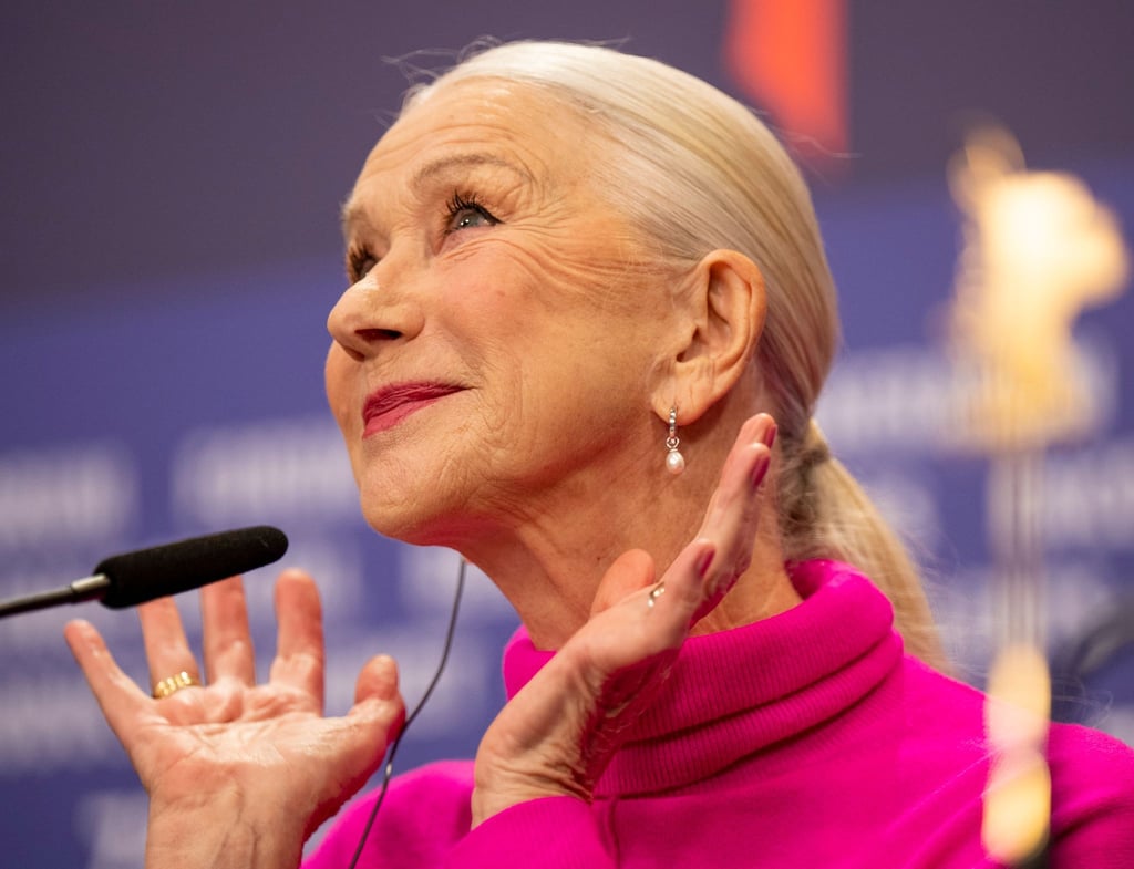 Die britische Schauspielerin Helen Mirren nimmt an einer Pressekonferenz teil.