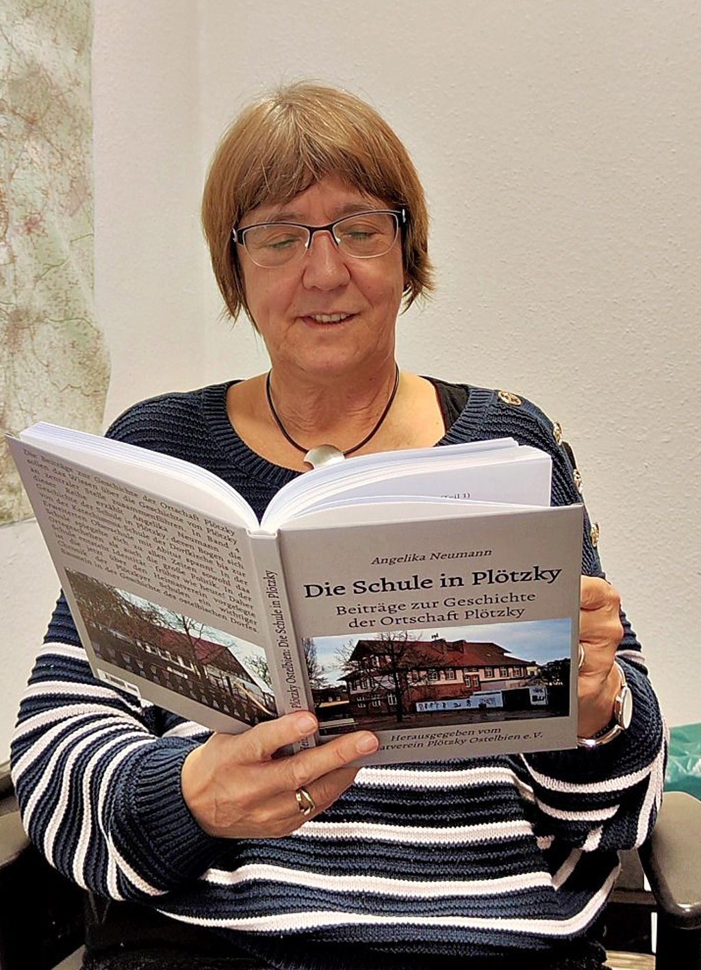 Die Autorin Angelika Neumann veröffentlichte „Die Schule in Plötzky“, vierter Band der Ortschronik.