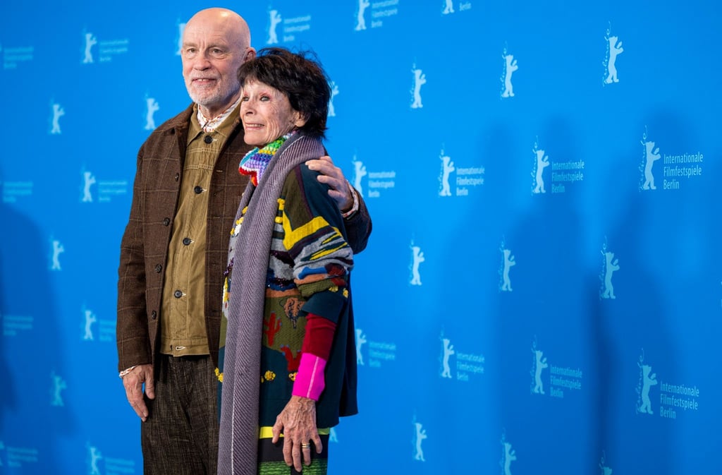 Die Schauspieler John Malkovich und Geraldine Chaplin kommen zum Photocall im Grand Hyatt.