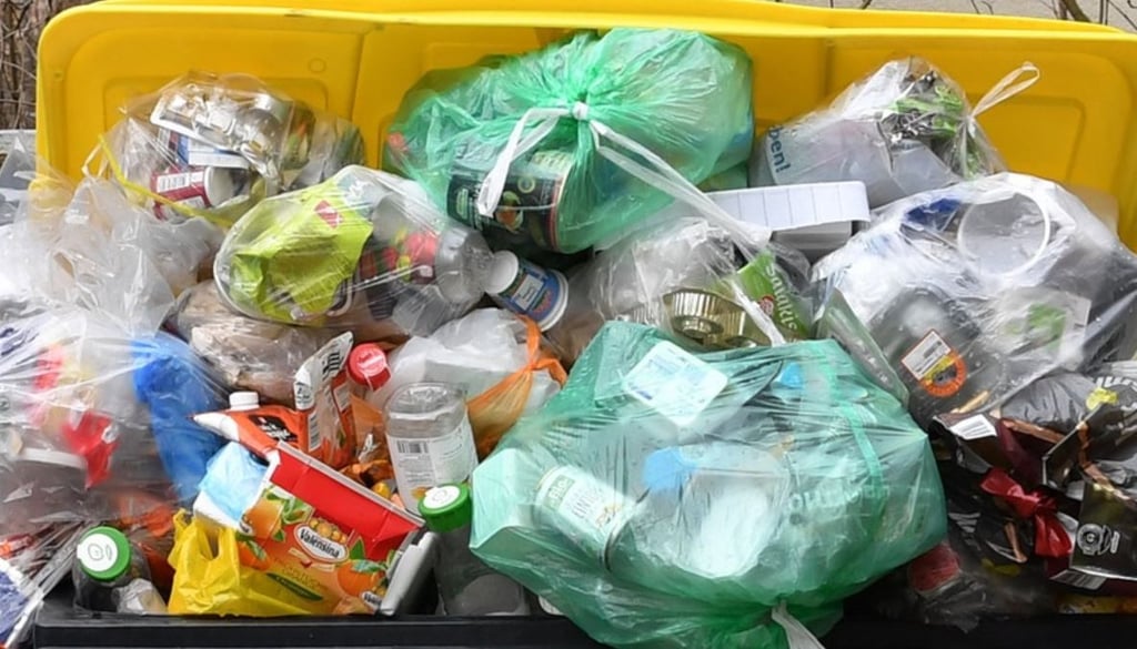 Überstunden für die Müllpresse im Soest Wertstoffhof