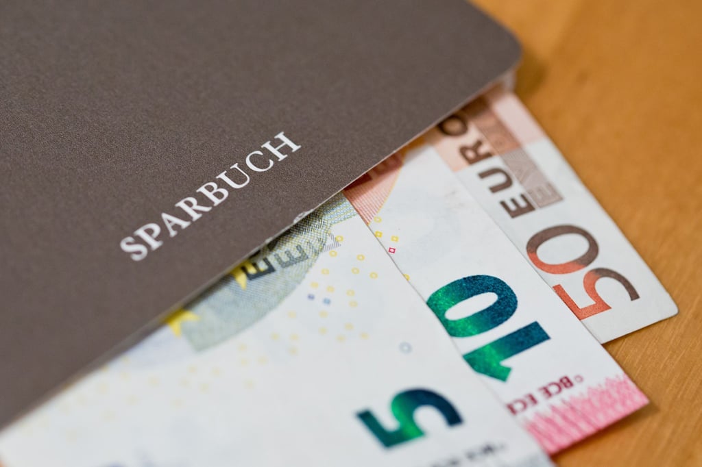Ein Eintrag im Sparbuch weist nicht unbedingt darauf hin, dass auch Geld vorhanden ist.