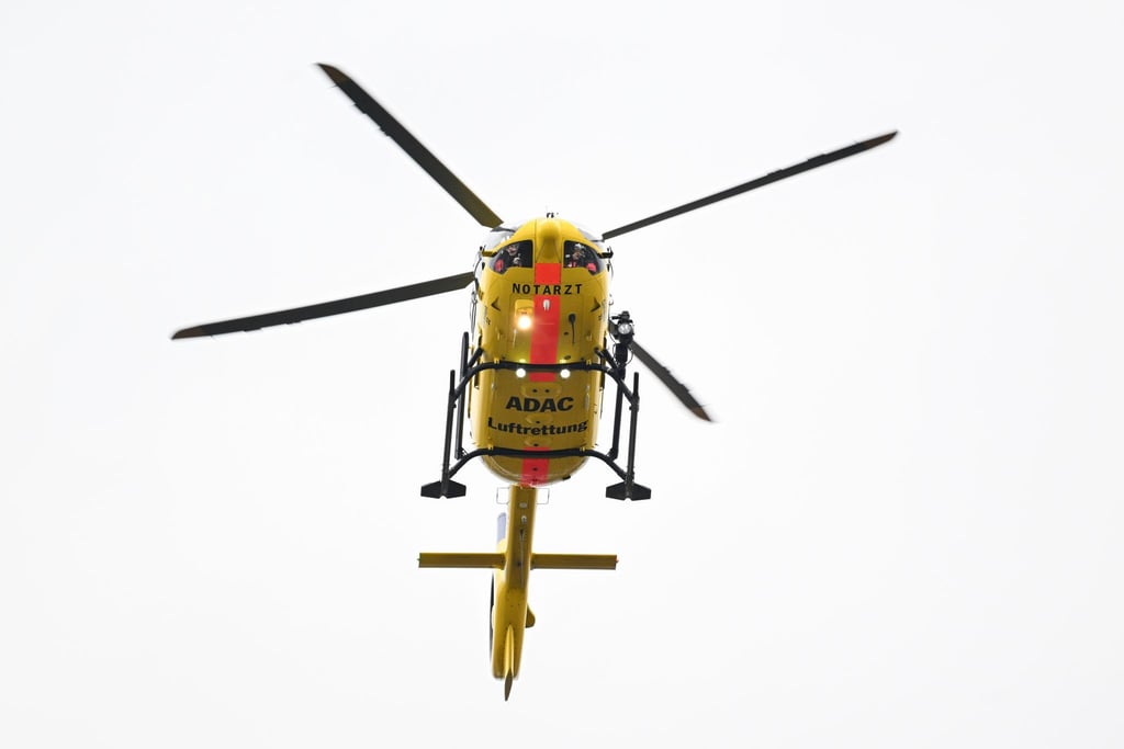 Ein Rettungshubschrauber des ADAC.