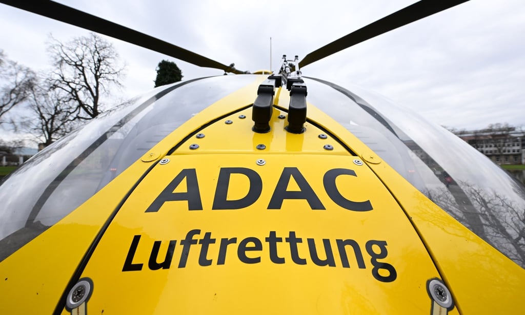 Ein Rettungshubschrauber des ADAC.
