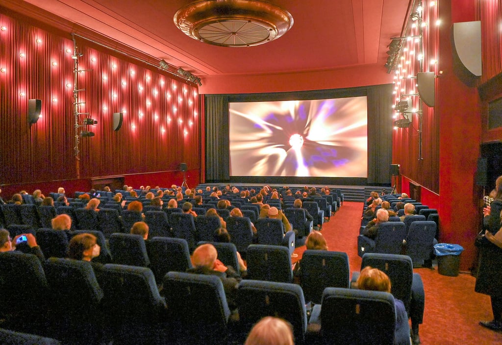 Mit dem Kulturpass ins Kino: So denkt sich die Ampelkoalition im Bund das Pilotprojekt und stellt jenen, die 2023 ihren 18. Geburtstag feiern, ein Guthaben zur Verfügung.