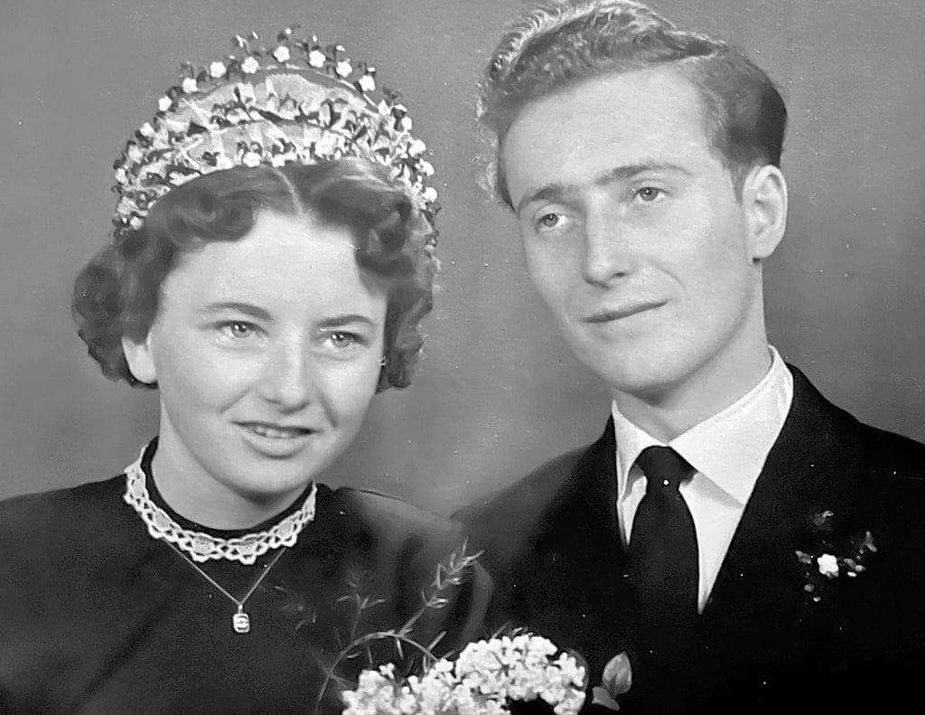 Waltraud und Walter Grobler bei ihrer Hochzeit 1958. Das ist inzwischen 65 Jahre her.