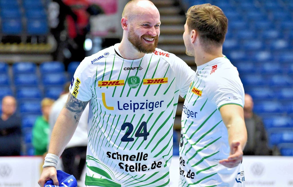 Nach seiner schweren Knie-Verletzung steht Moritz Preuss endlich wieder lachend auf der Platte. Morgen empfängt er mit seinem neuen Club Leipzig seine früheren Teamkollegen vom SCM.