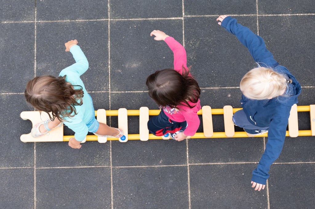 Das Balancieren fällt Kindern anscheinend immer schwerer - auch im Landkreis Anhalt-Bitterfeld gibt es da Defizite.