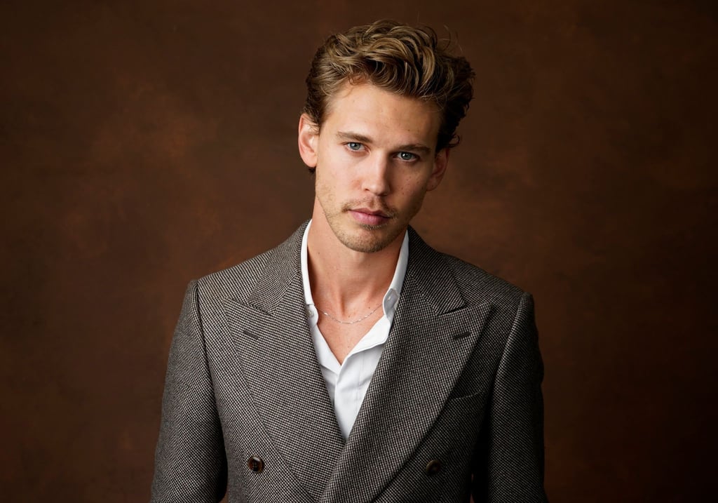 Zeichen moderner Männlichkeit oder bloße Gender-Performance? US-Schauspieler Austin Butler trägt - wie derzeit viele Geschlechtsgenossen - zum klassischen Anzug Goldkettchen.