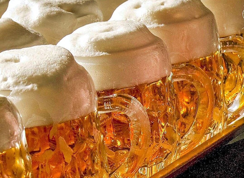 Goldgelb, zischig und der richtige Schaum. Kein Bier ist auch keine Lösung! Also rettet den Gerstensaft. Jetzt.