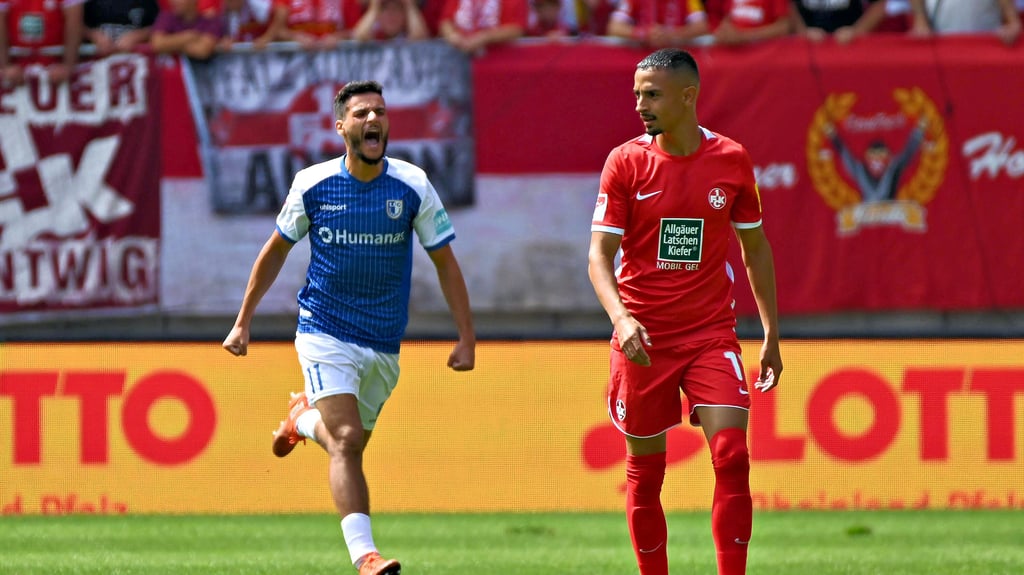 Bejubelte am 28. August des Vorjahres im Auswärtsspiel beim 1. FC Kaiserslautern um Kenny Prince Redondo (r.) seinen ersten Treffer für den FCM im Unterhaus: Mohammed El Hankouri. Am Freitag treffen beide Teams in der MDCC-Arena erneut aufeinander.
