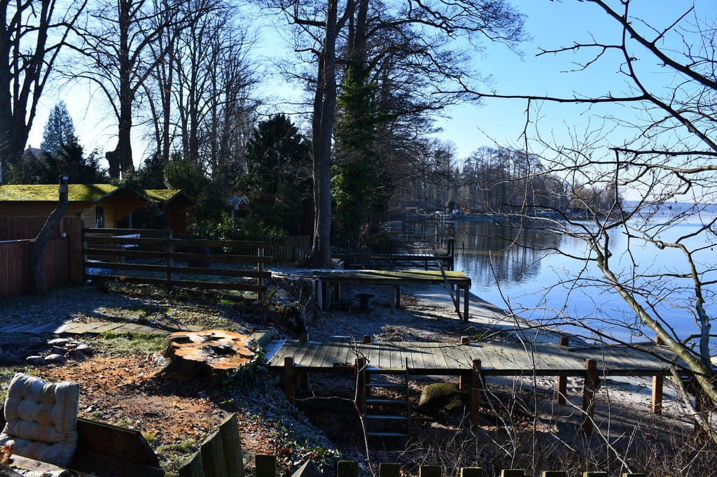 Ein Grundstücke am Arendsee. Was darauf passieren darf, soll künftig ein Bebauungsplan regeln.