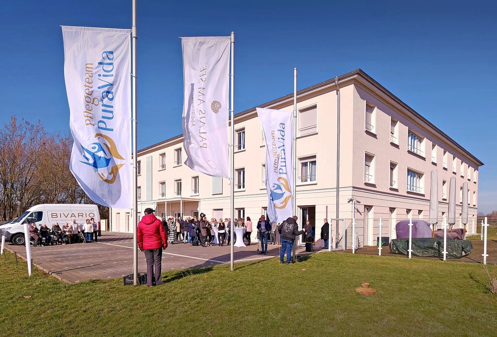 Zum Arbeitsfeld des Pflegeteams Pura Vida gehört das Palais am See. Hier übernimmt das Unternehmen Pflege und Betreuung der Bewohner.