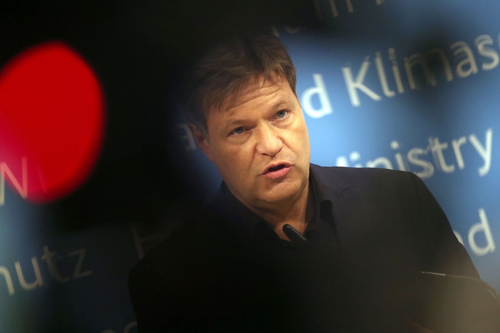 Bundeswirtschaftsminiter Robert Habeck hat Klima-Pläne für den Gebäudebereich - der liberale Koalitionspartner sieht diese kritisch.