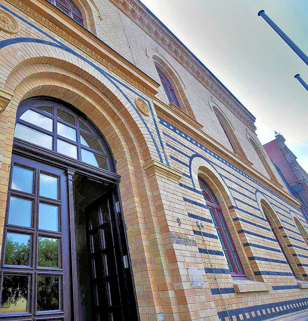 Im Amtsgericht Bitterfeld wurde gestern die Verhandlung eingestellt.