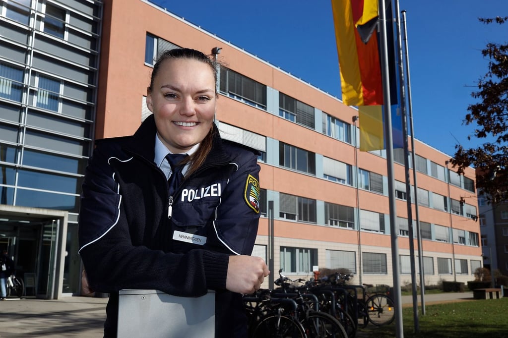 Hat Freude bei der Arbeit: Polizeioberkommissarin Inken-Viktoria Henningsen.