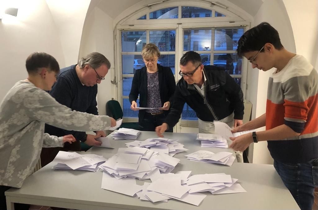 Auszählung der Stimmen im Gewandhaus
