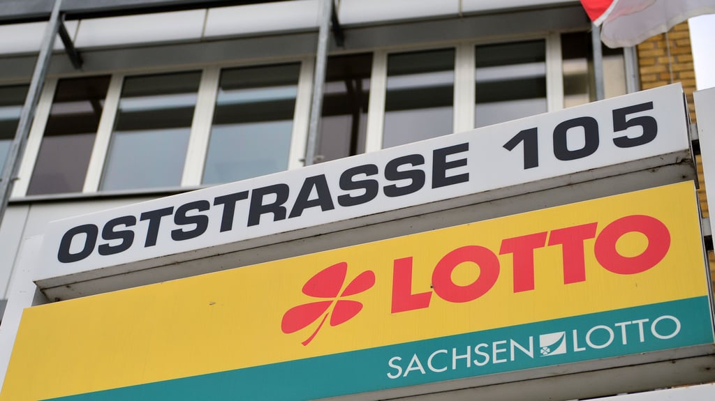 Ein Lotto-Spieler aus Leipzig hat 2,5 Millionen Euro gewonnen.