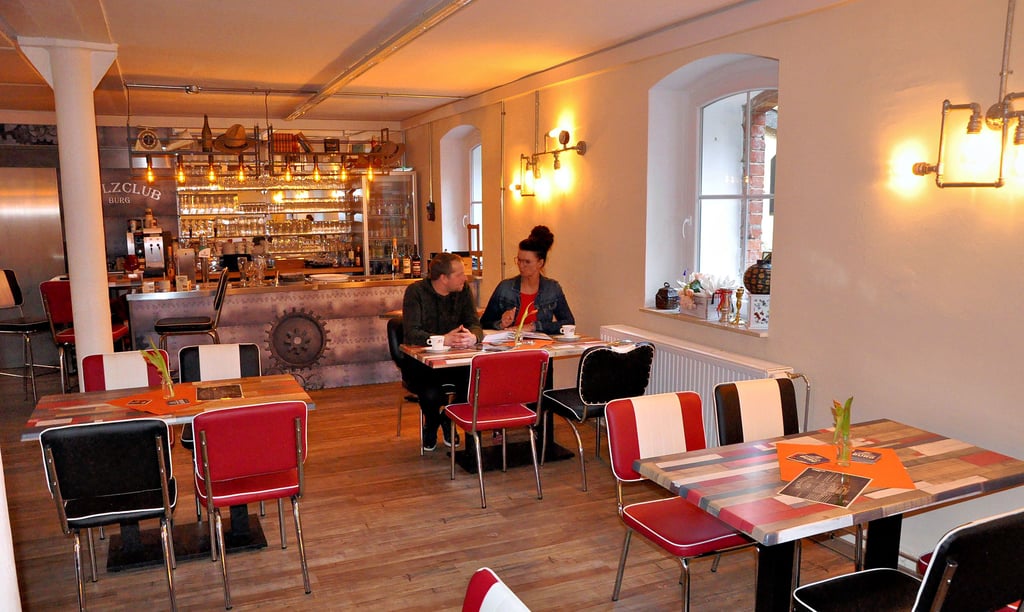 Restaurant in Burg: Neues Lokal eröffnet in der Innenstadt